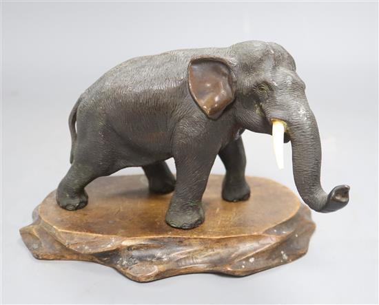 A Japanese bronze elephant, Meiji period, seal mark